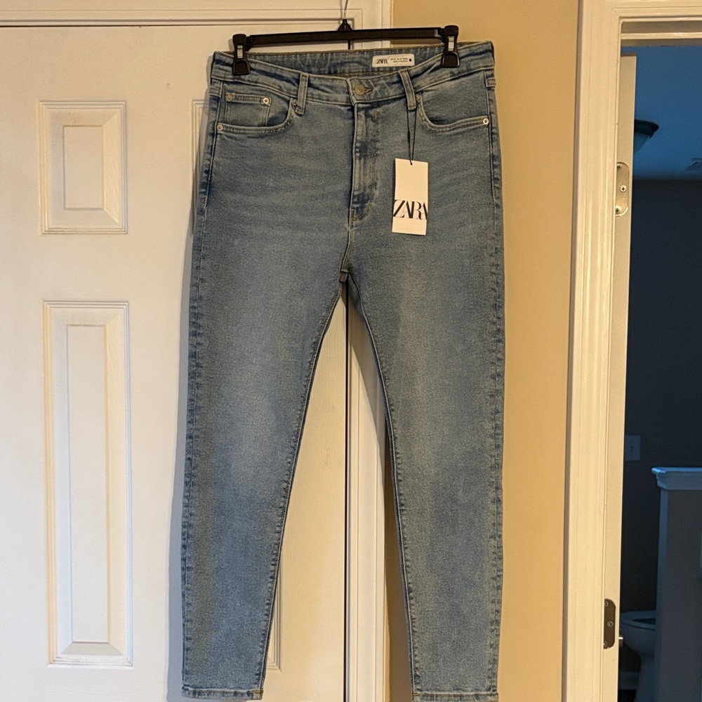 Zara Women's Blue Skinny Jeans